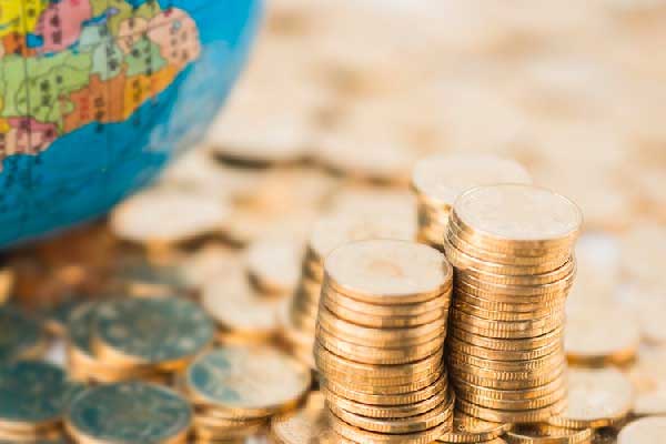 董镇元8月1日：月线双星承压，金银高空待非农