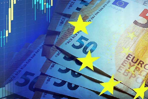 董镇元8月1日：月线双星承压，金银高空待非农